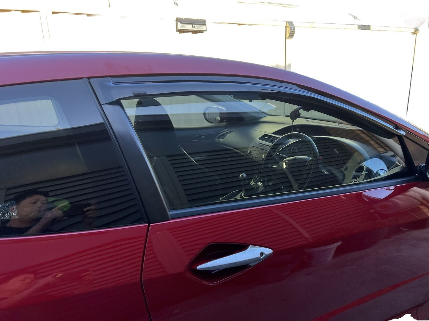 Installed view - Honda Civic FN2 Euro Hatch Weather Shields 2006-2015 - HIC Premium