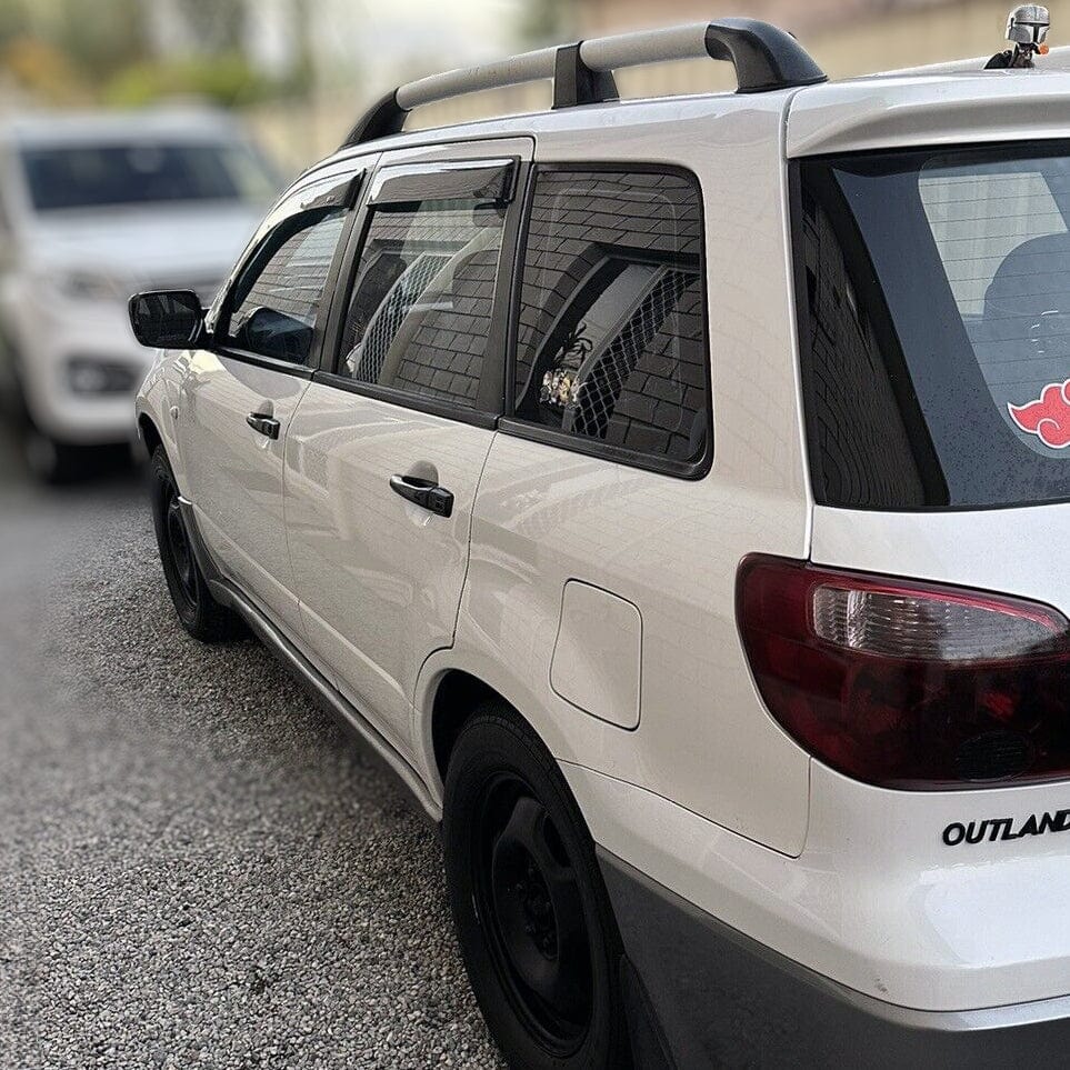 Installed view - Mitsubishi Outlander Weather Shields 2003-2007 - HIC Premium