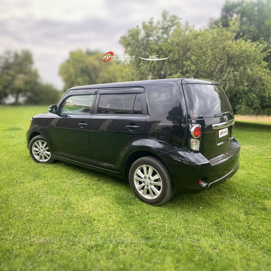 Installed view - Toyota Rukus Weather Shields 2008-2015 - HIC Premium