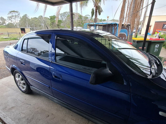 Holden Astra Weather Shields – UV‑Tinted Acrylic for Hatch, Wagon & Sedan