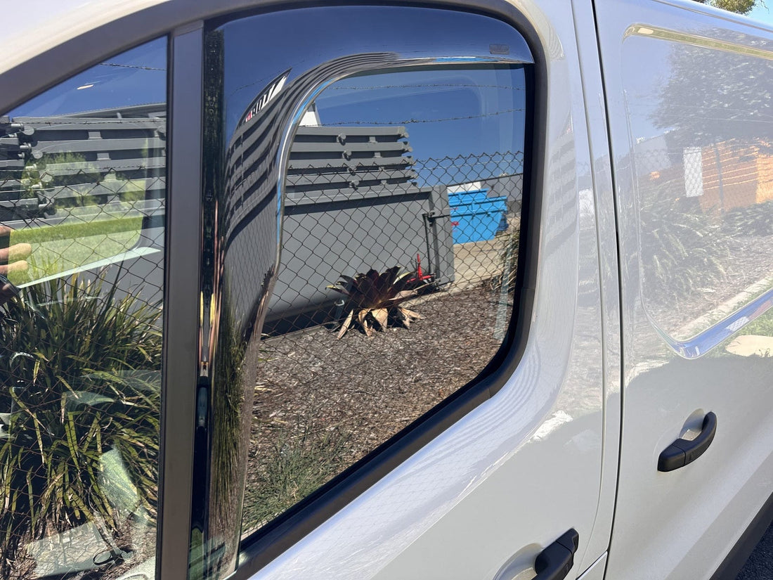 Renault Trafic Weather Shields – In‑Channel UV‑Tinted Acrylic 2015‑On