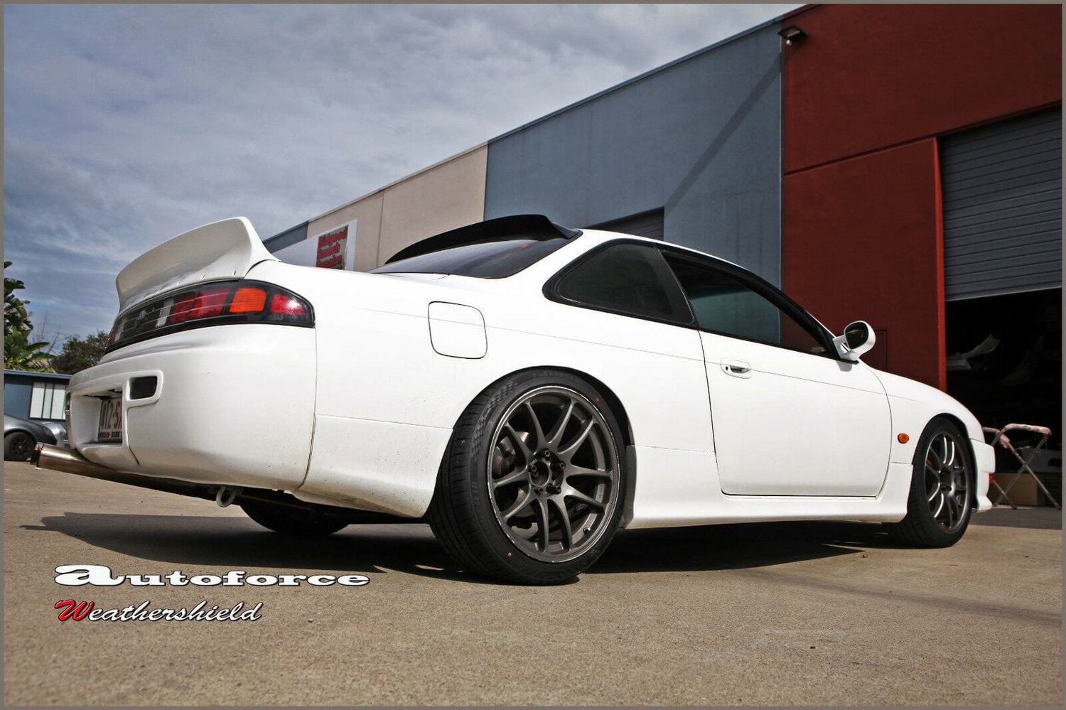 Nissan Silvia S14 200SX accessories — black-tinted weather shields and sleek roof spoiler for rain deflection, airflow control & street styling upgrade (1995–1998)