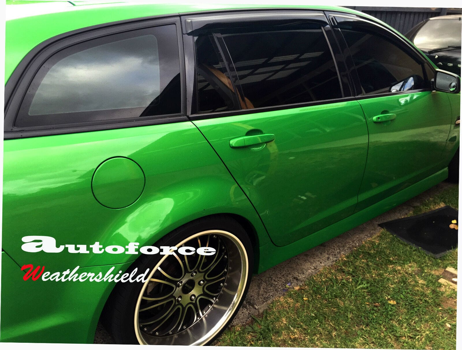 Holden Commodore VE Sportwagon Weather Shields HIC AUS, Durable, Stylish Design