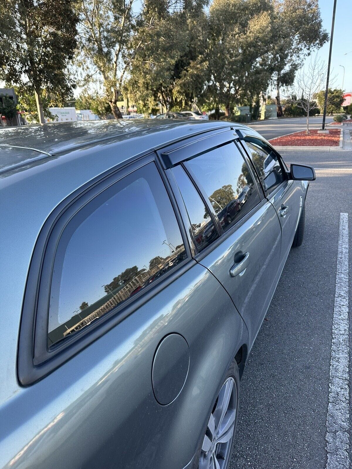 Holden Commodore VE Sportwagon Weather Shields HIC AUS, Durable, Stylish Design