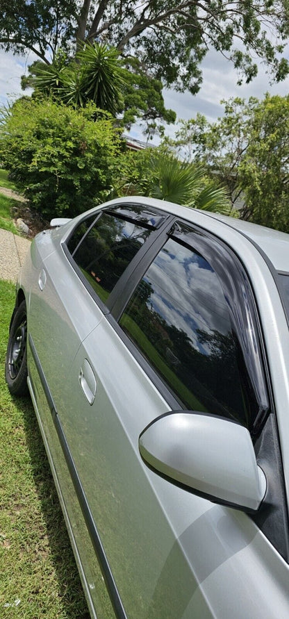 Hyundai Elantra Sedan 2000-2006 Weather Shields HIC AUS, Premium Rain, UV Protection, Stylish