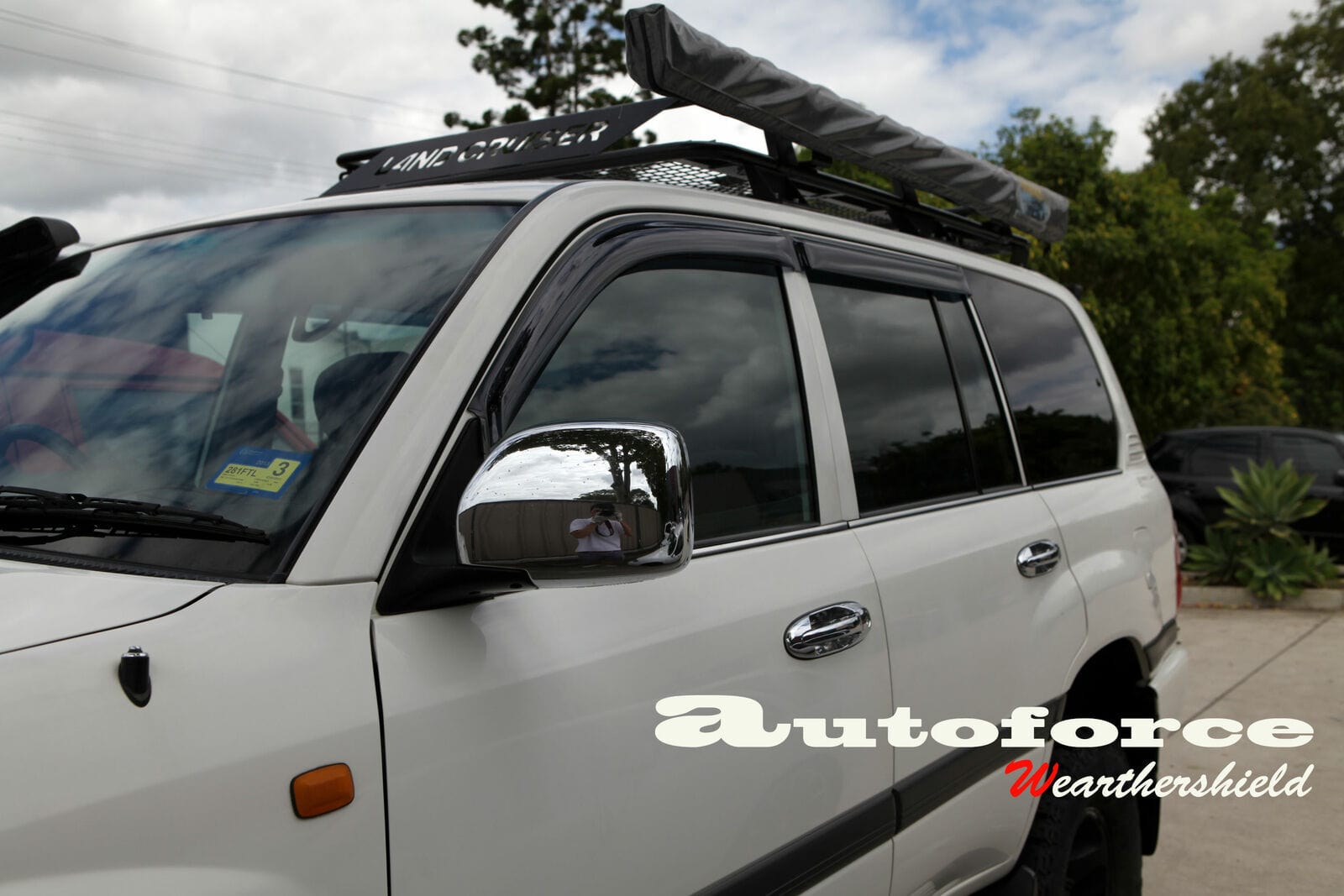 Toyota LandCruiser Weather Shields 1998-2007 HIC AUS, High-Quality, Aesthetics, Durable