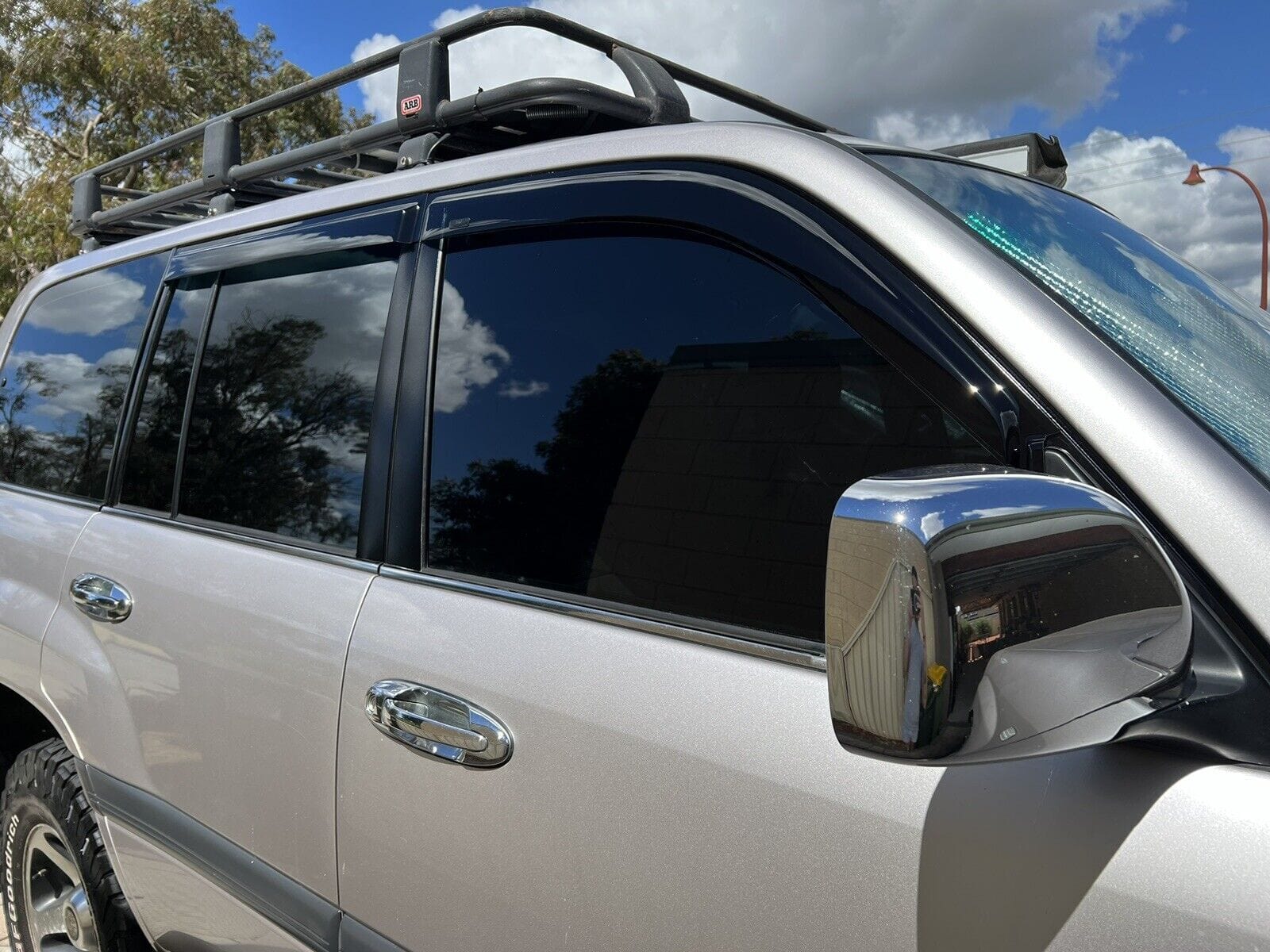 Toyota LandCruiser Weather Shields 1998-2007 HIC AUS, High-Quality, Aesthetics, Durable