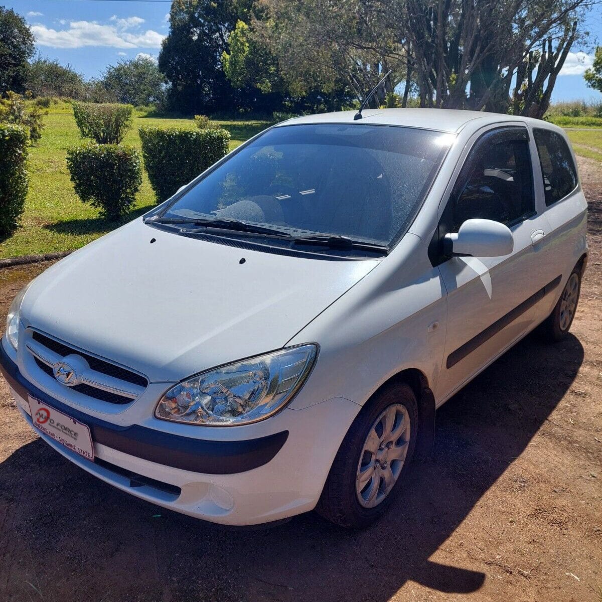 Installed view -  Hyundai Getz 3 Door Weather Shields 2002-2011 - HIC Premium