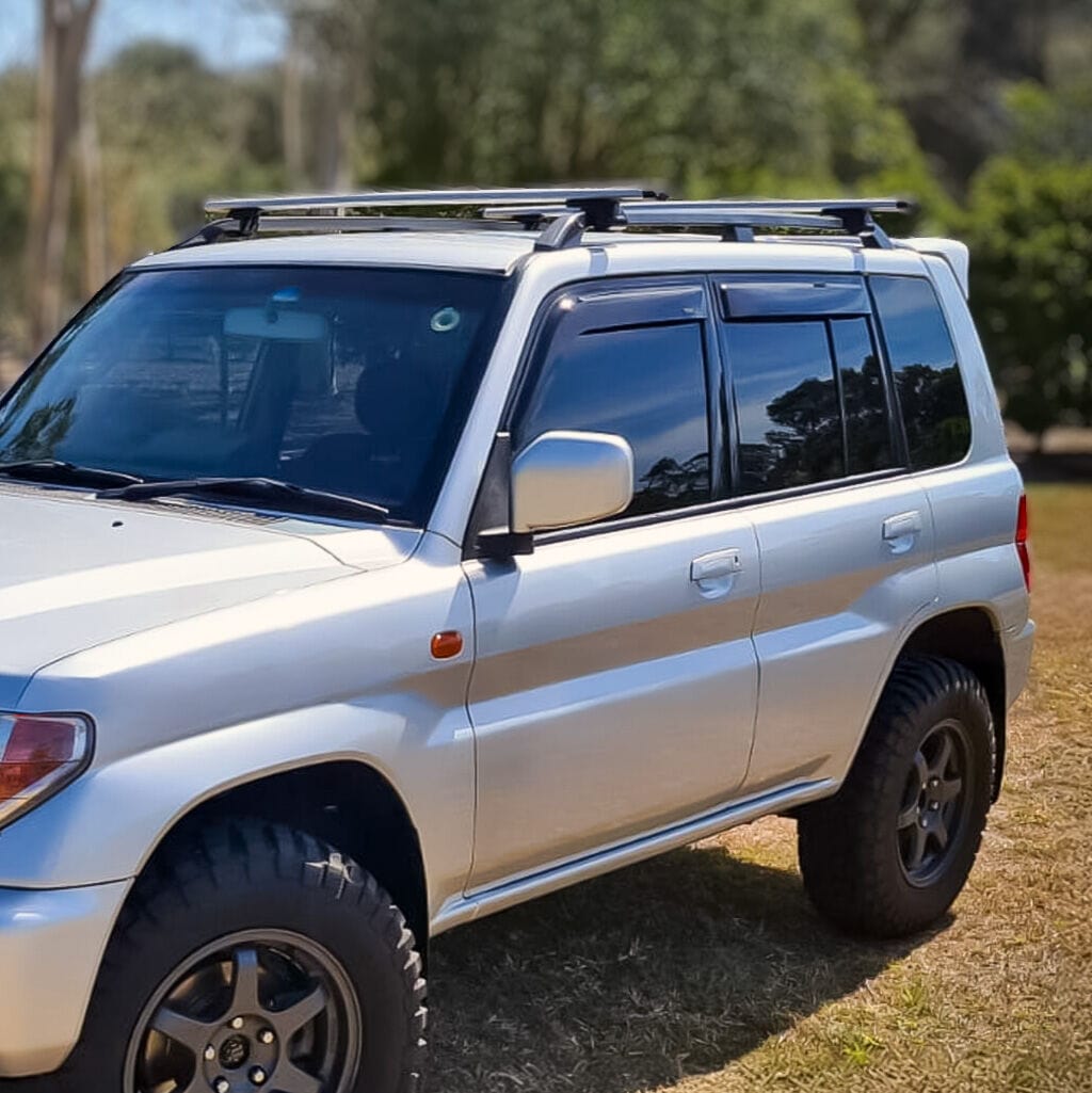Installed view -  Mitsubishi Pajero iO ZR Weather Shields 1998-2002 - HIC Premium