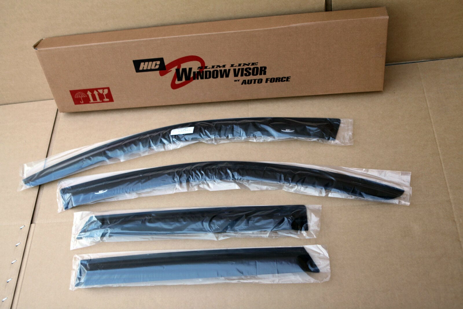 Installed view -  Nissan Dualis Qashqai Weather Shields 2007-2013 - HIC Premium