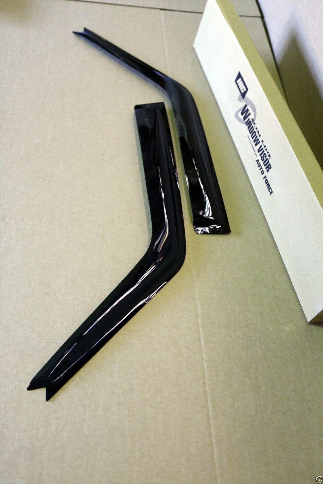 Installed view -  Suzuki Vitara Weather Shields 1988-1997 - HIC Premium