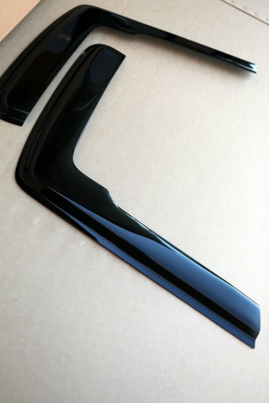 Installed view -  Volkswagen Crafter Weather Shields 2006-2016 - HIC Premium