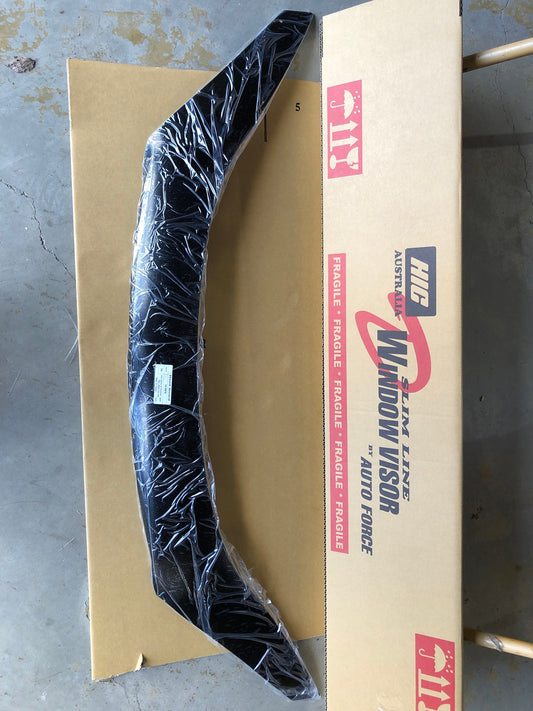 
                          Installed view -  Volkswagen Jetta Bonnet Protector 2005-2010 - HIC Premium
                      